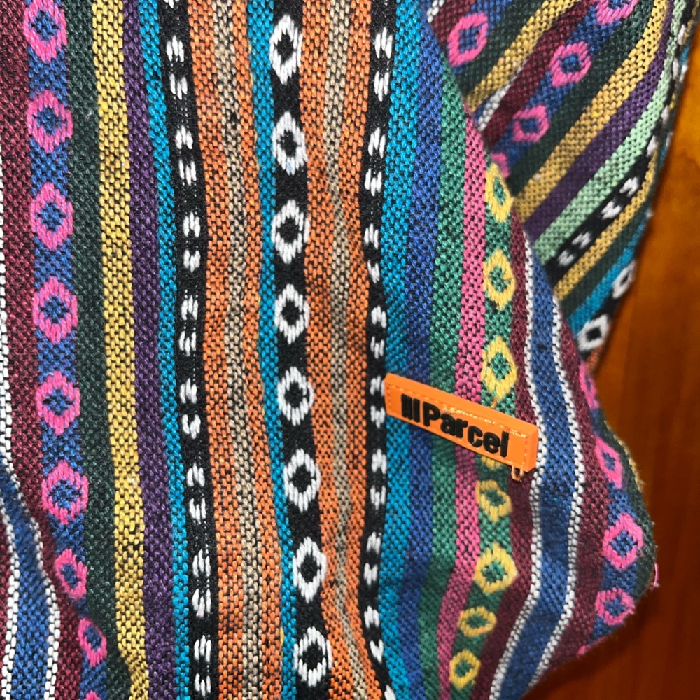Vintage III Parcel Tapestry Weave Multicolor Duffle Bag - Picture 3 of 4